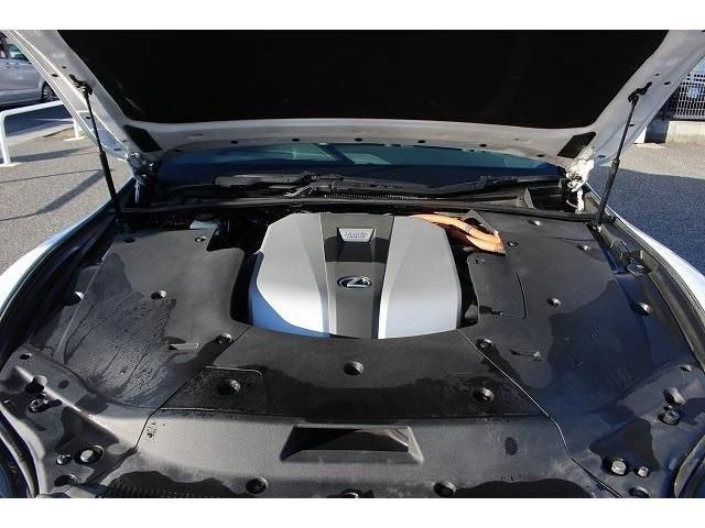 Lexus LS 2018-02 183506-17