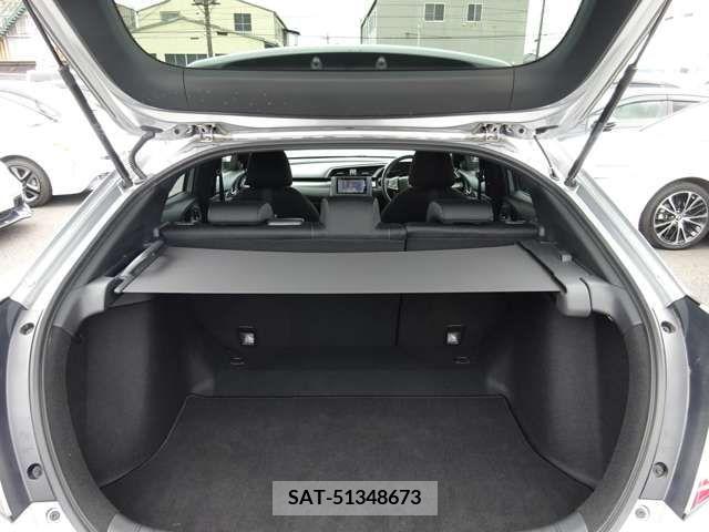 Honda CIVIC 2018-11 330674-8