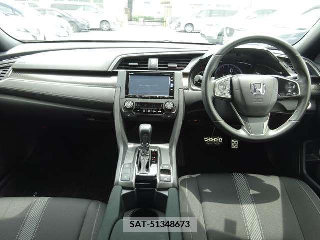 Honda CIVIC 2018-11 330674-1
