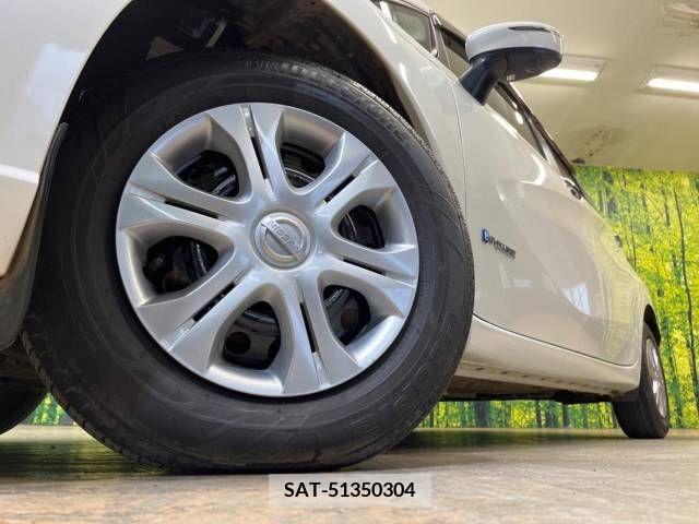 Nissan NOTE 2018-02 279944-13