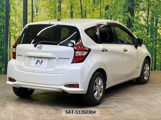 Nissan NOTE 2018-02 279944-17
