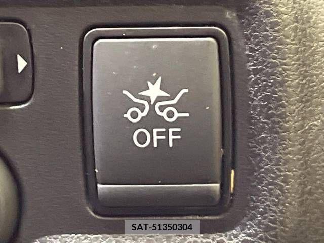 Nissan NOTE 2018-02 279944-4