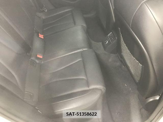 Audi A3 SEDAN 2019-05 204657-7