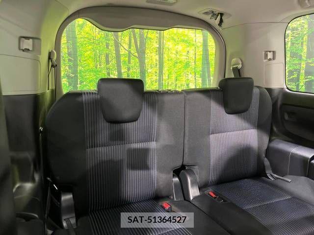 Toyota VOXY 2015-05 213048-10