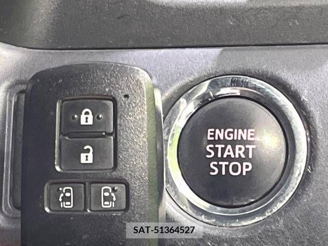 Toyota VOXY 2015-05 213048-6