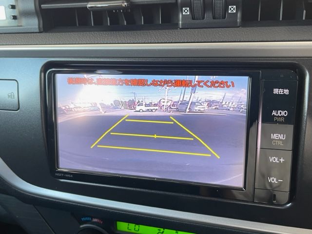 Toyota AURIS 2014-08 4216-10