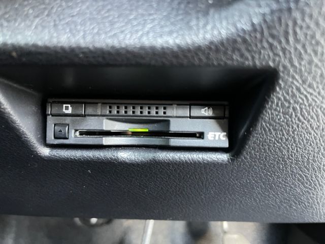 Toyota AURIS 2014-08 4216-5