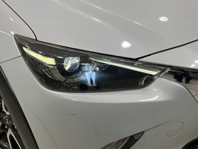 Mazda CX-3 2015-02 21168-12