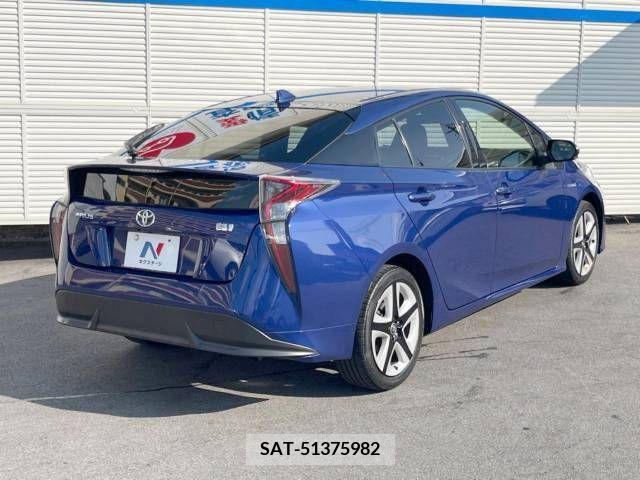 Toyota PRIUS 2015-12 393448-16