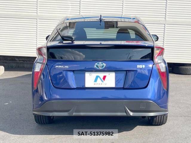 Toyota PRIUS 2015-12 393448-14