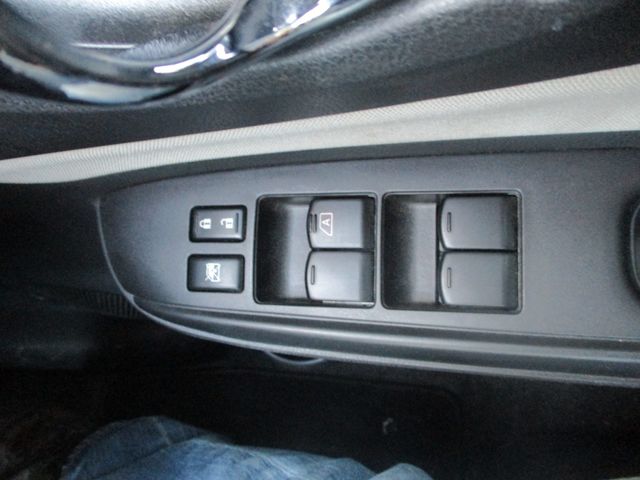 Nissan NOTE 2017-01 27636-17