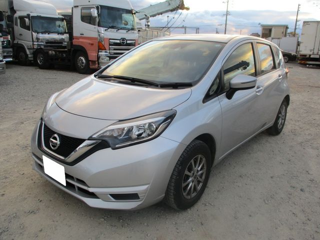 Nissan NOTE 2017-01 27636-3