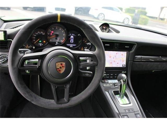 Porsche 911 2019-03 17558-15