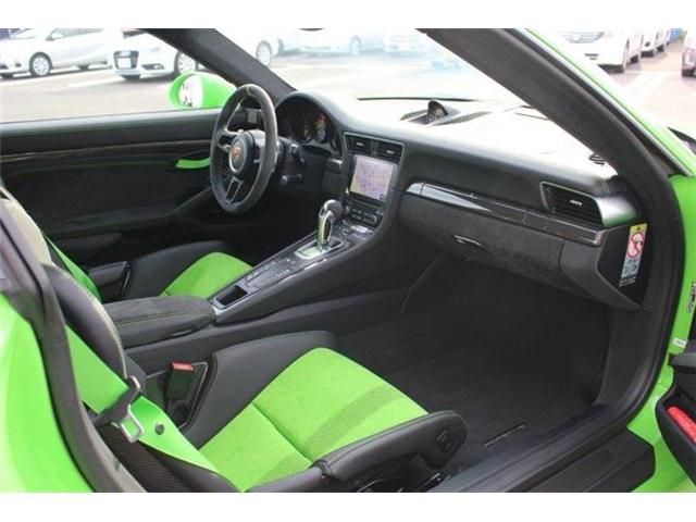 Porsche 911 2019-03 17558-17