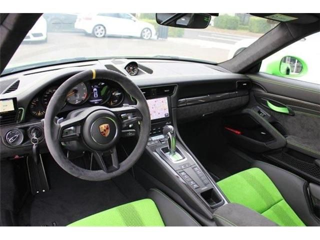 Porsche 911 2019-03 17558-1