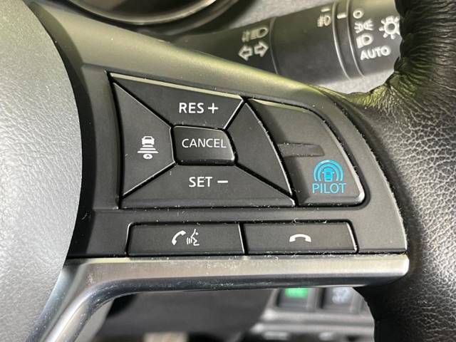 Nissan X-TRAIL 2018-09 13469-5