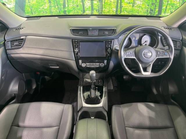 Nissan X-TRAIL 2018-09 13469-1