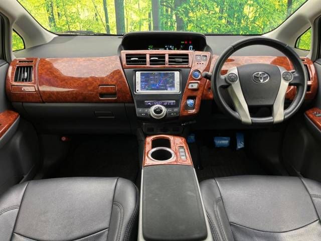 Toyota PRIUS ALPHA 2014-01 181323-1