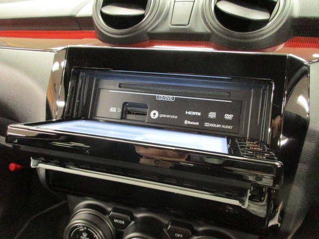 Suzuki SWIFT 2019-09 20568-7