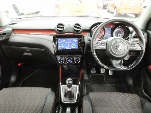 Suzuki SWIFT 2019-09 20568-1