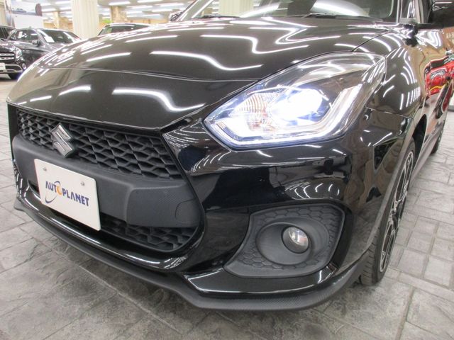 Suzuki SWIFT 2019-09 20568-20