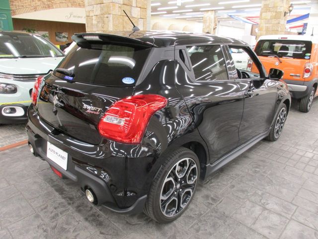 Suzuki SWIFT 2019-09 20568-24