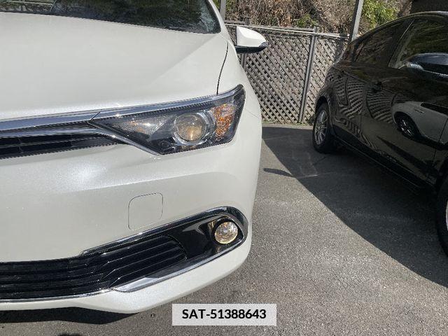 Toyota AURIS 2016-10 374078-23