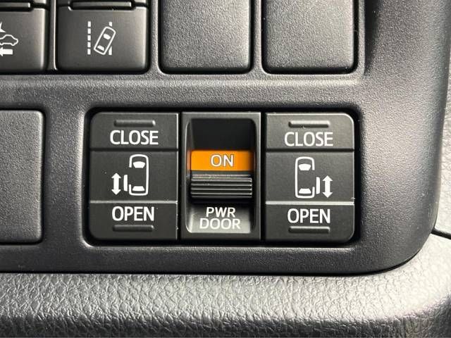 Toyota VOXY 2020-02 186193-3