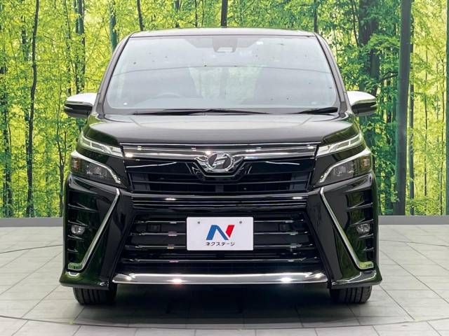 Toyota VOXY 2020-02 186193-15