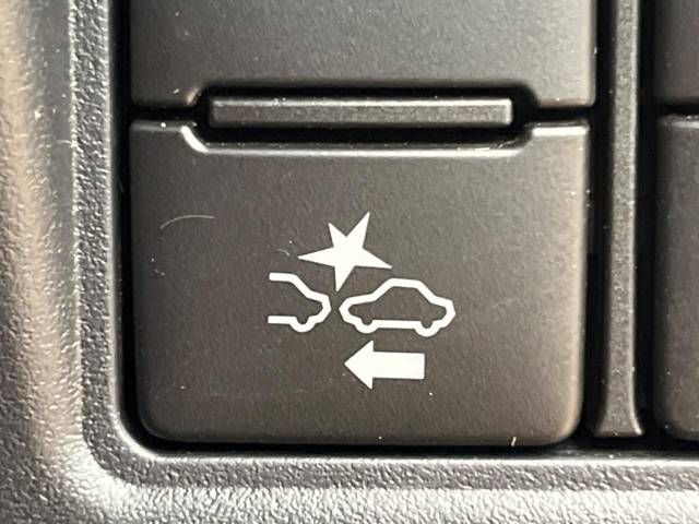 Toyota VOXY 2019-07 22969-4