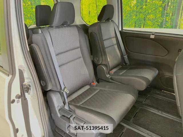 Nissan SERENA 2020-04 325082-9