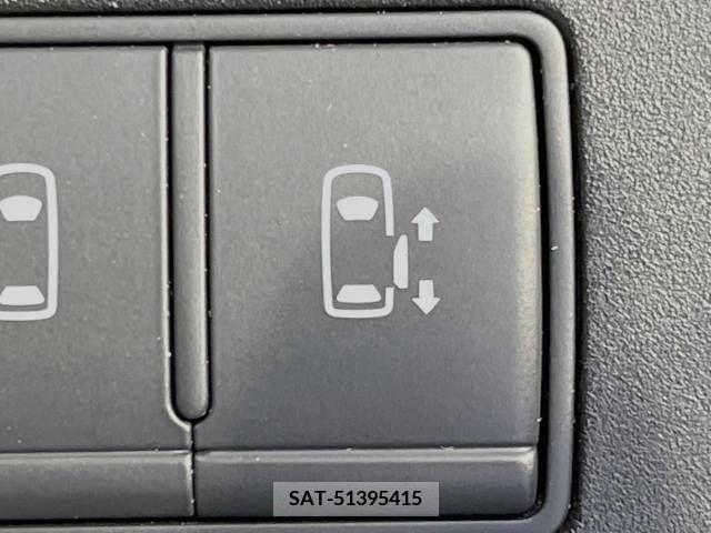 Nissan SERENA 2020-04 325082-7