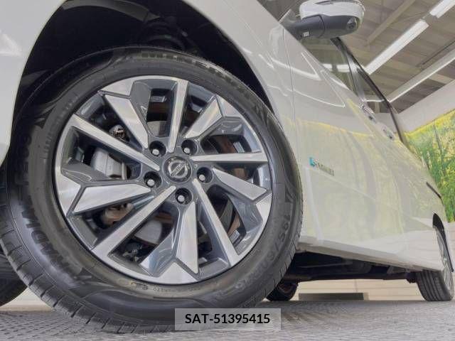 Nissan SERENA 2020-04 325082-14