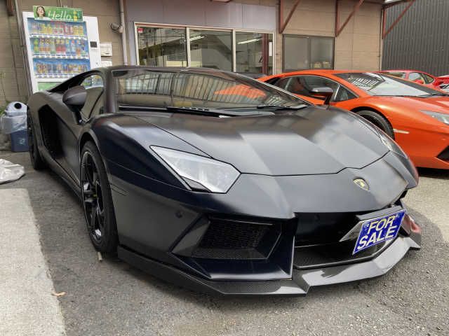 Lamborghini Aventador 2011-11 8485-0