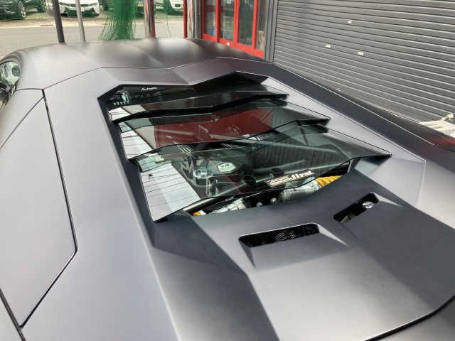 Lamborghini Aventador 2011-11 8485-6