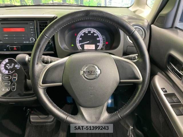 Nissan ROOX 2016-03 323804-11