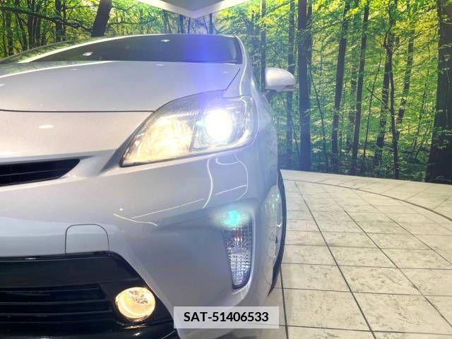 Toyota PRIUS 2013-06 377907-12