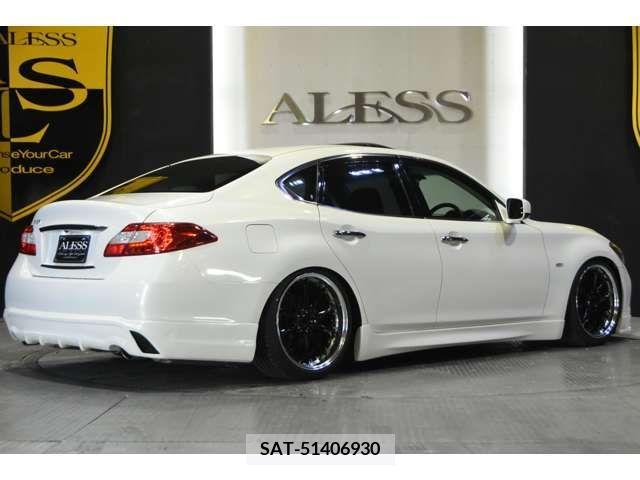 Nissan FUGA 2010-12 270698-2