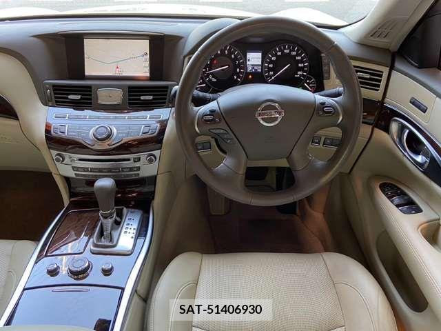 Nissan FUGA 2010-12 270698-18