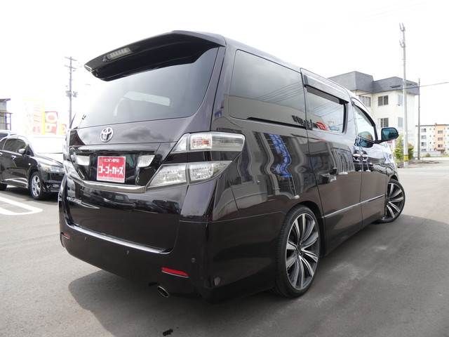 Toyota VELLFIRE 2010-08 23355-1