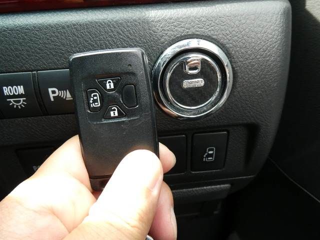 Toyota VELLFIRE 2010-08 23355-11