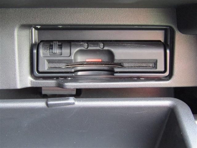 Nissan SERENA 2019-01 9596-13
