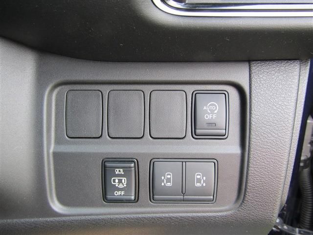 Nissan SERENA 2019-01 9596-4