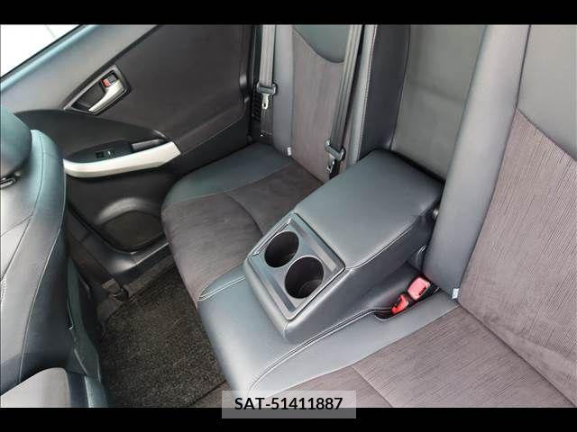 Toyota PRIUS 2013-05 253325-17