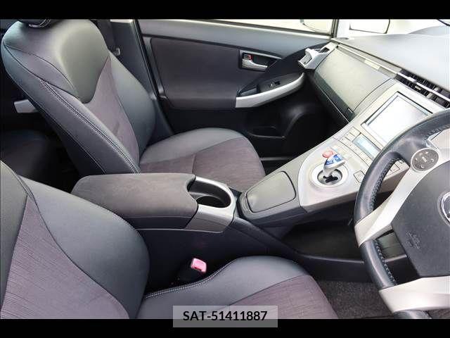 Toyota PRIUS 2013-05 253325-12