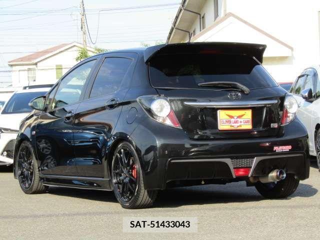Toyota VITZ 2017-06 313658-8