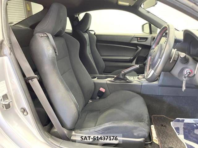 Toyota 86 2014-07 380900-8