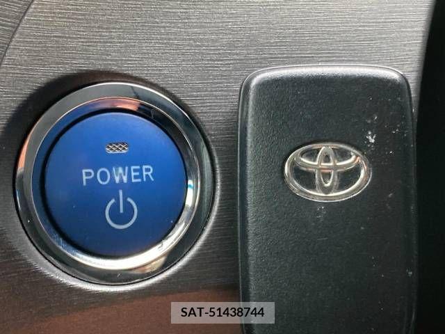 Toyota PRIUS 2013-05 253975-4