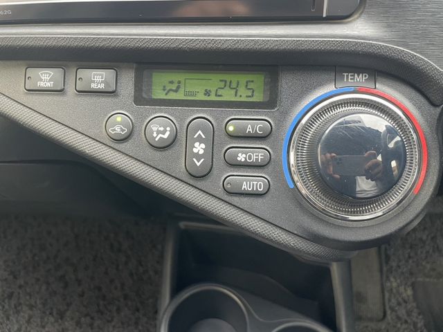 Toyota AQUA 2013-01 3136-14