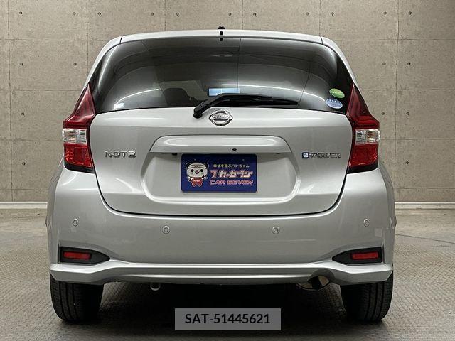 Nissan NOTE 2017-12 239176-6